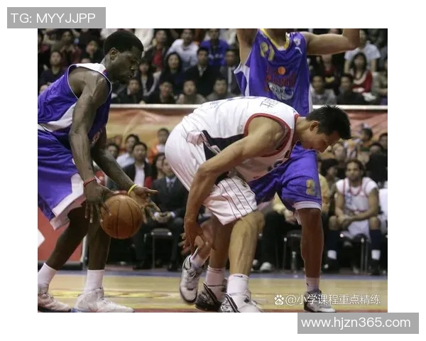 有待爆发！字母半场12中7贡献15分6篮板